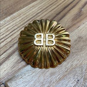 Balenciaga Pin/brooch